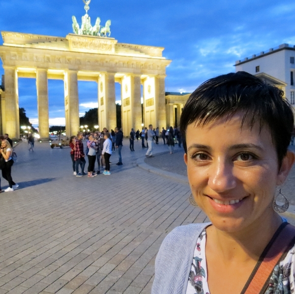 Meet your Posher, Nadya - Picture 1 of 1